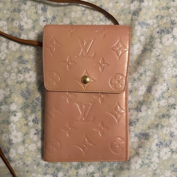 louis vuitton crossbody envelop wallet